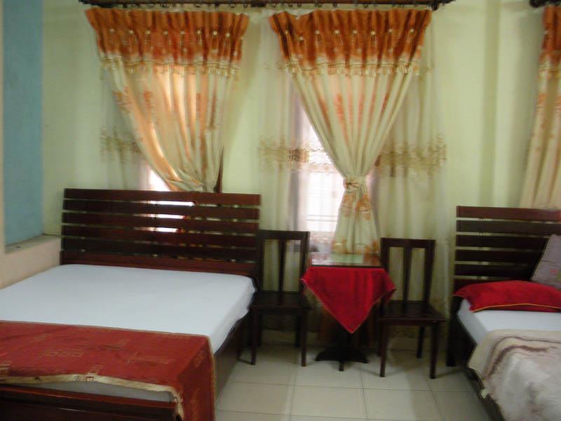 Huong Sen Hotel 2 Hanoi Exteriör bild